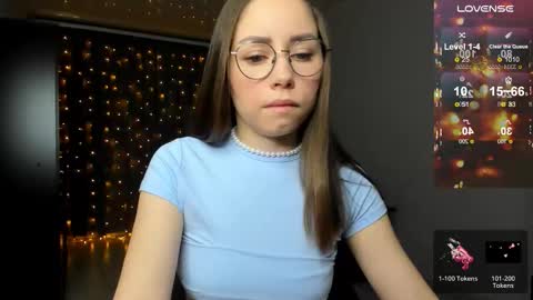 Snapshot of fun__nd__bun chatting on 11/03/25, 01:40 fun__nd__bun online show from 11/03/25, 01:40