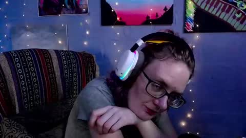 Princess Nellie  Captain Simon online show from 12/31/24, 12:04