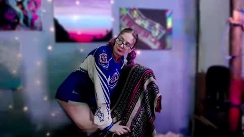 Princess Nellie  Captain Simon online show from 01/16/25, 06:56