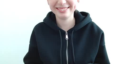 Emma online show from 04/01/26, 10:05