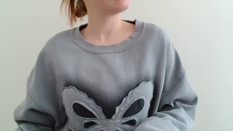 Emma online show from 04/27/26, 09:07