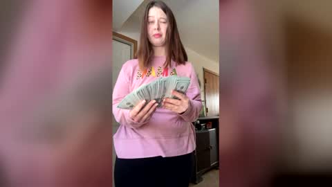 Linnys Palace online show from 02/13/26, 06:48