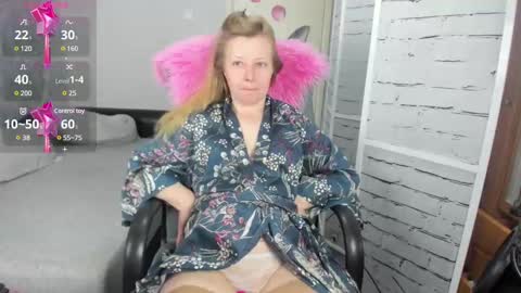 Snapshot of funny_bunny4 chatting on 02/22/25, 07:58 funny_bunny4 online show from 02/22/25, 07:58