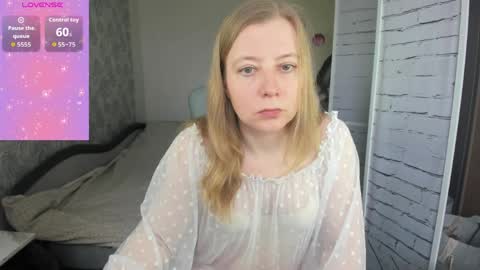 funny_bunny4 online show from 04/04/26, 12:35