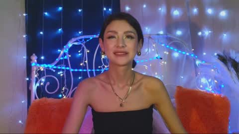 Snapshot of funny_whotsss chatting on 01/23/25, 01:19 Tiffany online show from 01/23/25, 01:19