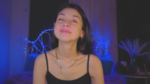 Snapshot of funny_whotsss chatting on 09/26/25, 02:15 Tiffany online show from 09/26/25, 02:15