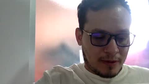 Snapshot of funnyboys18 chatting on 11/07/25, 06:52 Zanty online show from 11/07/25, 06:52