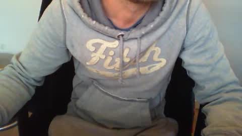 Snapshot of funnyeucouple chatting on 02/17/26, 08:55 YWhiteNiceMan online show from 02/17/26, 08:55