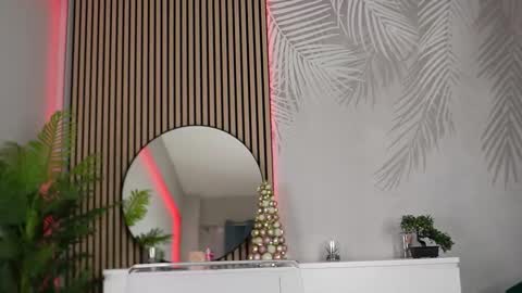 Jessy online show from 12/23/25, 05:49