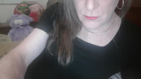 Jessie Love online show from 01/04/25, 11:33