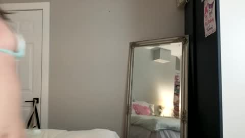 May online show from 04/23/26, 02:02