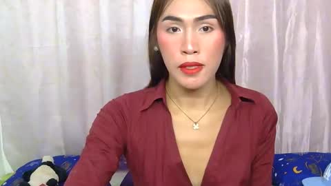 LIL LEE online show from 05/21/26, 12:39