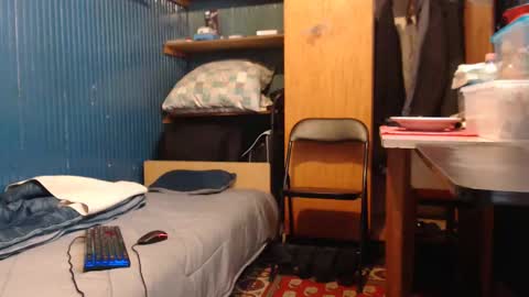 Snapshot of furosz chatting on 01/11/25, 09:57 furosz online show from 01/11/25, 09:57