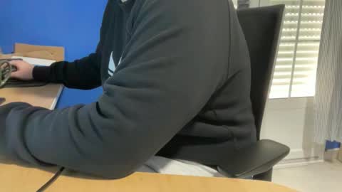 fuzitzu2 online show from 03/26/26, 08:31