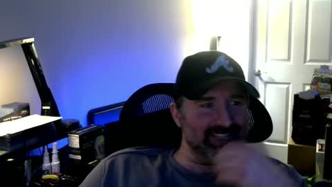 Snapshot of fuzz08 chatting on 07/08/26, 10:03 fuzz08 online show from 07/08/26, 10:03
