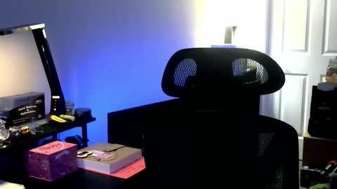 Snapshot of fuzz69_ chatting on 03/02/26, 10:49 fuzz69_ online show from 03/02/26, 10:49