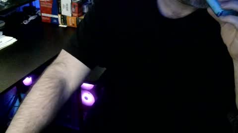 fuzz69_ online show from 04/21/26, 08:34