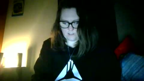 fuzzypeaches87 online show from 03/25/26, 09:37