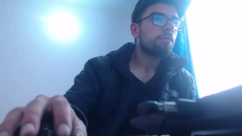 andrew online show from 02/07/25, 04:03