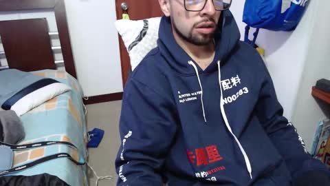 andrew online show from 10/10/25, 04:17