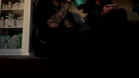 fvvkboyy online show from 01/06/25, 05:30