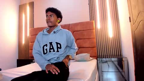 fykmor online show from 10/22/25, 04:02