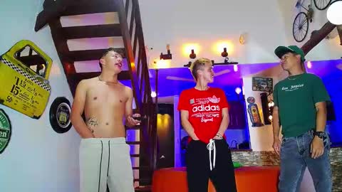 FYOTTY online show from 10/10/25, 11:42