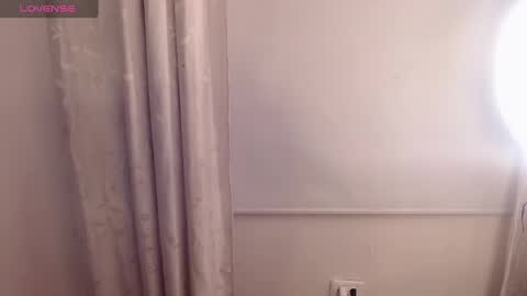 FIRE AND FOX online show from 02/19/25, 05:38