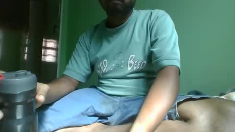 Snapshot of g0lu_ chatting on 12/10/24, 07:58 Nunnu online show from 12/10/24, 07:58