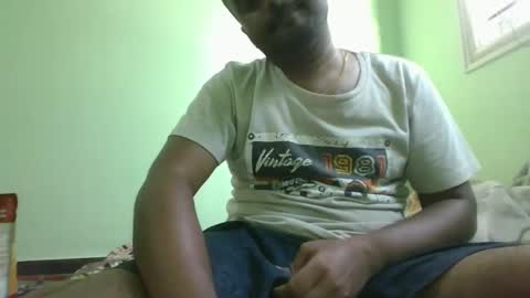 Snapshot of g0lu_ chatting on 02/26/25, 11:09 Nunnu online show from 02/26/25, 11:09