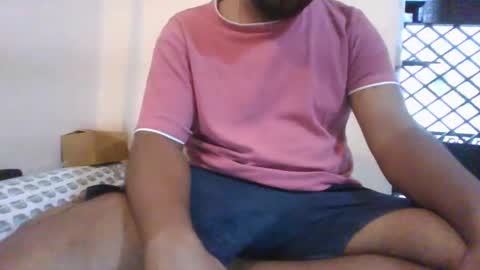 Snapshot of g0lu_ chatting on 10/19/25, 12:55 Nunnu online show from 10/19/25, 12:55