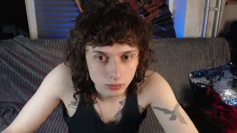 Ian online show from 04/25/26, 06:27