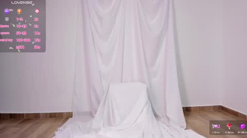 Snapshot of gabby_cullen chatting on 03/07/25, 12:12 Gabby online show from 03/07/25, 12:12