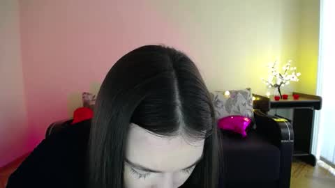 Jaklin online show from 02/23/25, 10:06