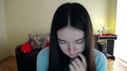 Jaklin online show from 04/22/26, 08:17