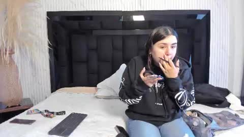 Gabby And Dominic online show from 07/22/26, 12:30