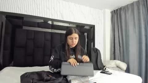 Gabby And Dominic online show from 08/01/26, 12:04