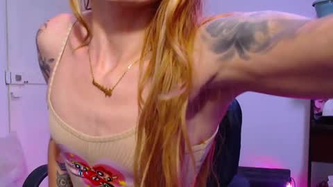 Snapshot of gabbyhills_ chatting on 02/26/25, 10:47 Gabby online show from 02/26/25, 10:47