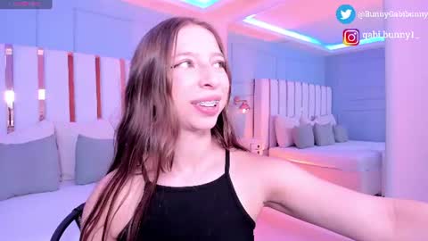 Gabi  online show from 06/22/26, 05:32