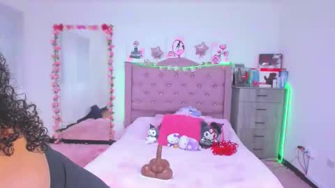 gabi_jhons_23 online show from 09/15/25, 11:54
