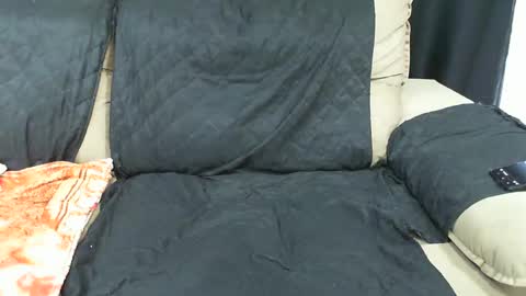 gaby  layla online show from 02/06/25, 12:11