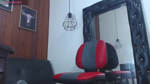 Snapshot of gaboreyes1 chatting on 01/27/25, 06:52 Gabo online show from 01/27/25, 06:52