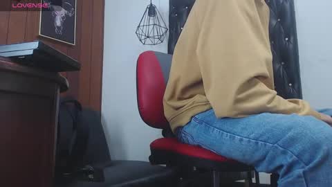 Snapshot of gaboreyes1 chatting on 02/03/25, 03:42 Gabo online show from 02/03/25, 03:42