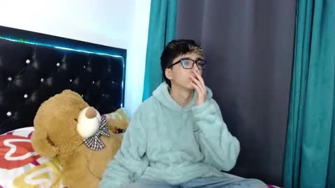 Snapshot of gabriel_x18 chatting on 02/16/26, 04:41 gabriel_x18 online show from 02/16/26, 04:41