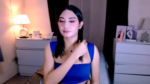 gabriela_deluxe online show from 12/04/25, 05:54