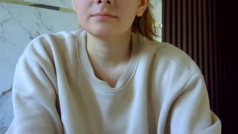 Gabriela Miller online show from 11/17/25, 02:45