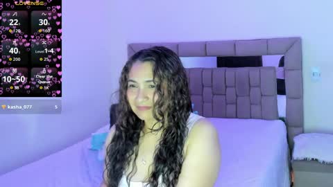 gabriela ponce online show from 05/18/26, 04:07