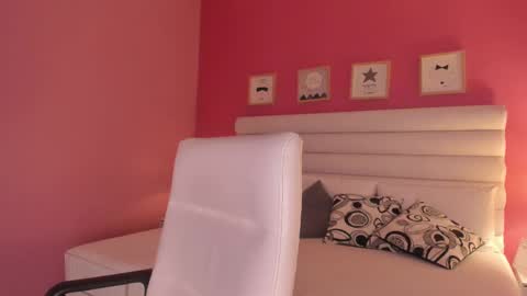 Gabriela salgado online show from 02/22/25, 10:51