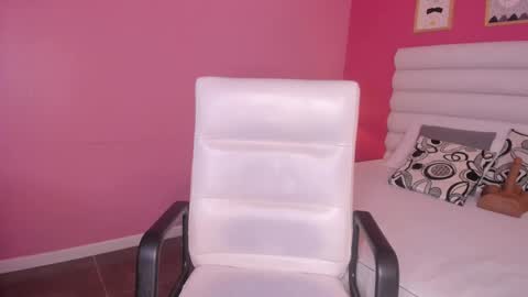 Gabriela salgado online show from 03/05/25, 11:06