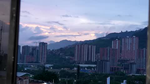 Gabriela salgado online show from 11/03/25, 10:49